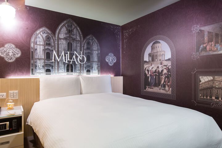 Room 21 of 66