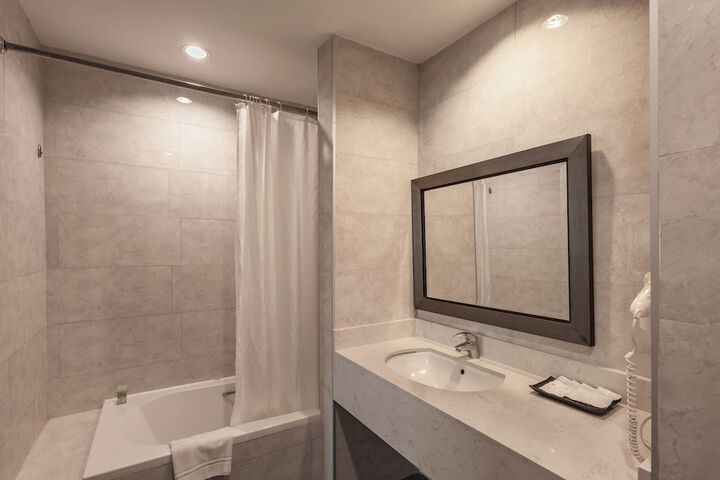 Clean Restrooms