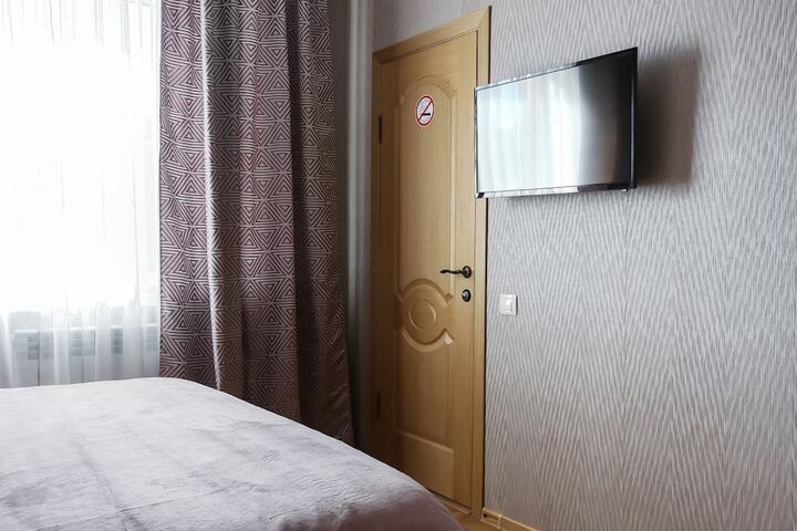 Room 3 of 53