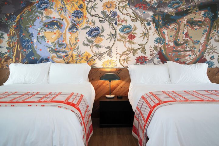 Room 26 of 58