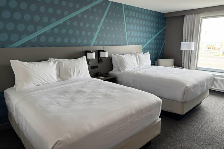 Room 3 of 9