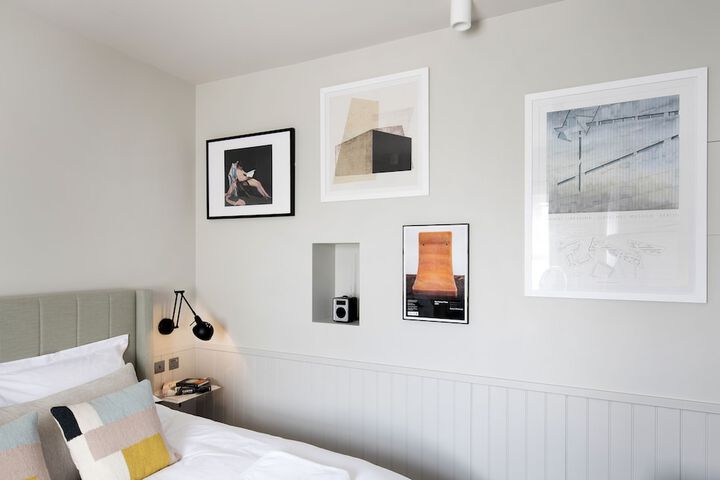 Room 15 of 25
