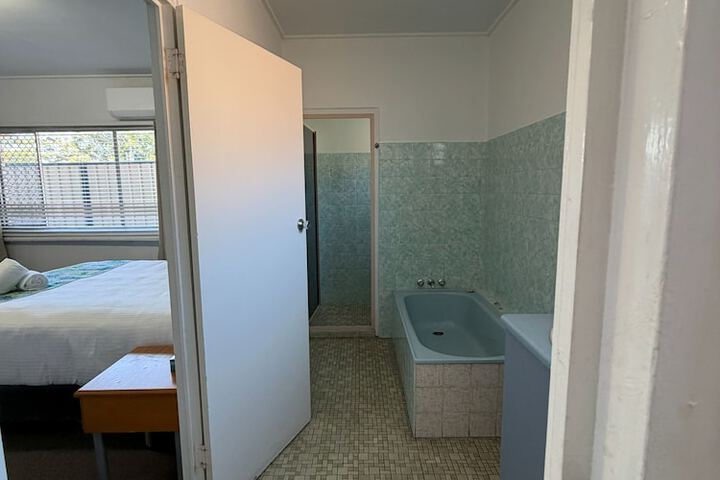 Room 51 of 61