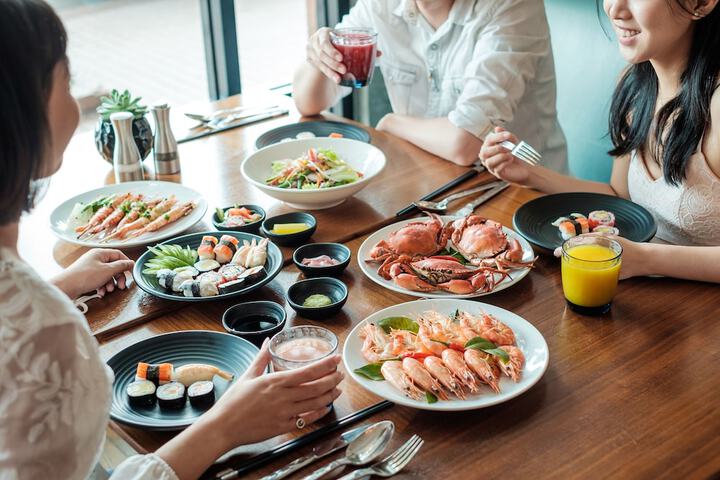 Dining 86 of 128
