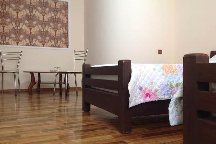 Room 19 of 41