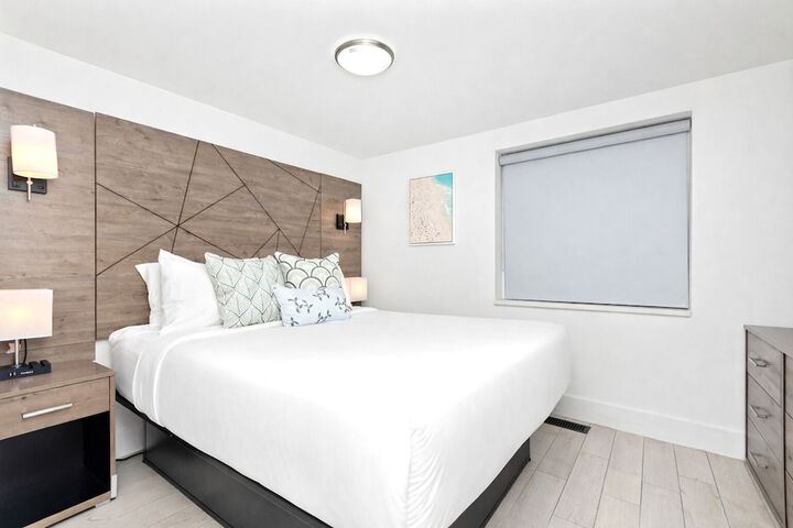 Room 3 of 67