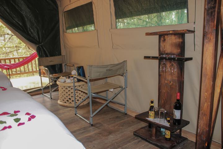 Room 10 of 26