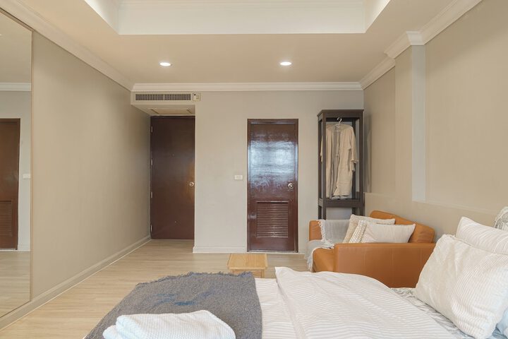 Room 18 of 57