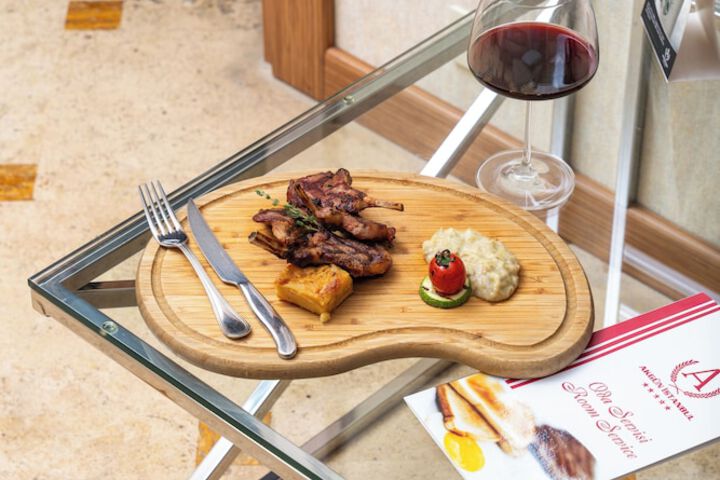 Dining Photos
