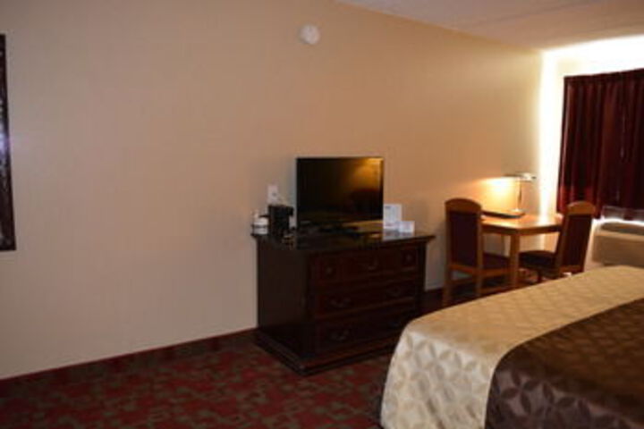 Room 42 of 63
