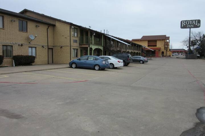Property Grounds 25 of 37