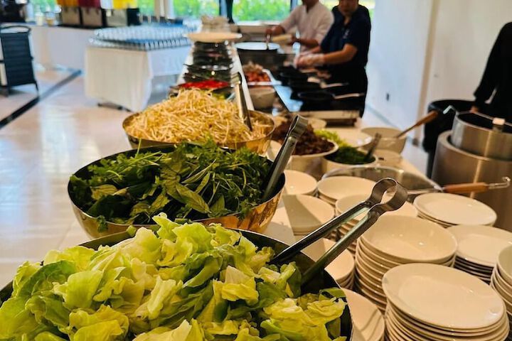 Dining 43 of 93