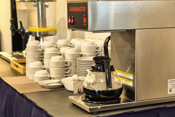 Breakfast/Coffee Service 142 of 168