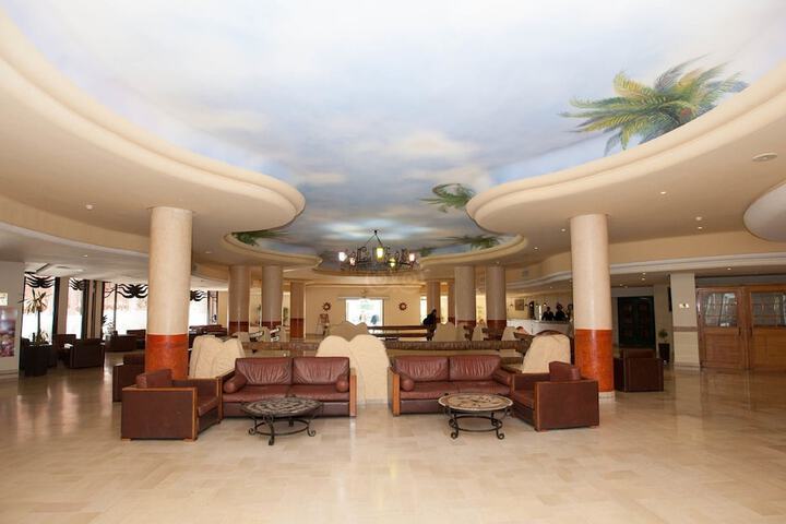 Hotel Interior 3 of 31