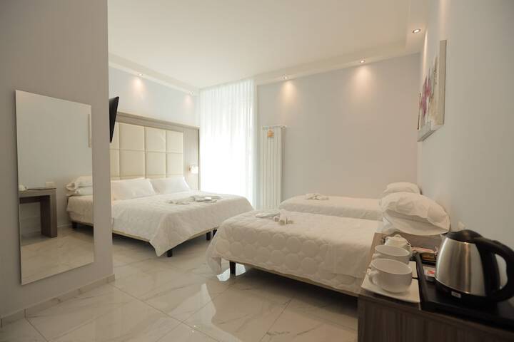 Room 8 of 66