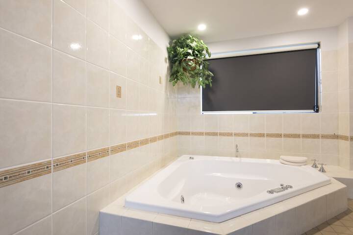 Hotel Interior 20 of 96