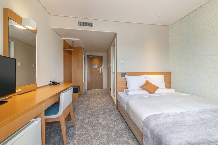 Room 7 of 31
