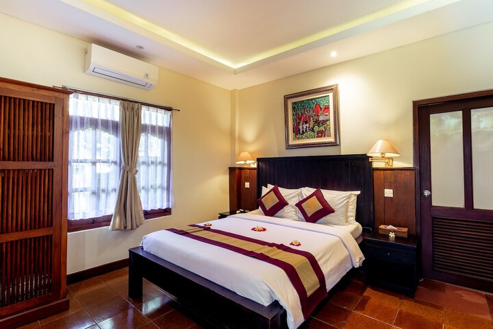 Room 32 of 127