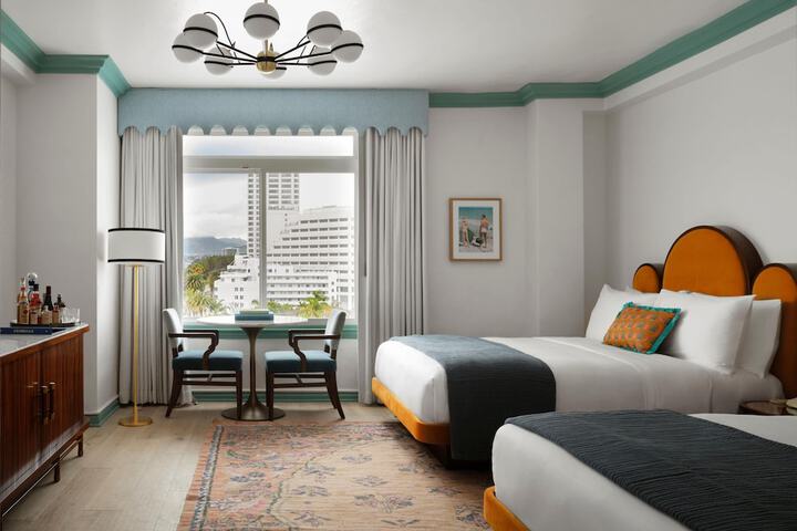 Room 32 of 115