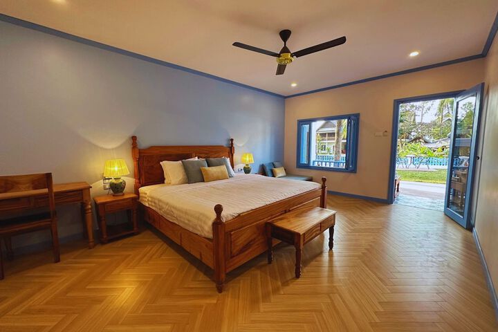 Room 10 of 39