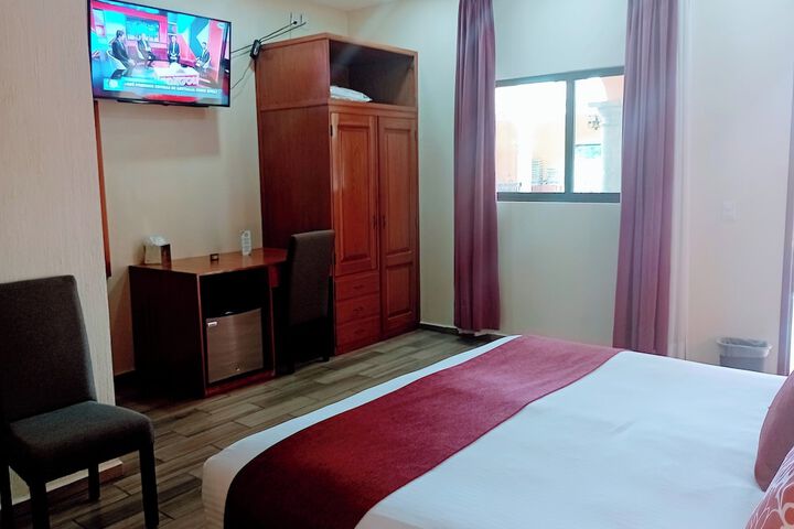 Room 9 of 53