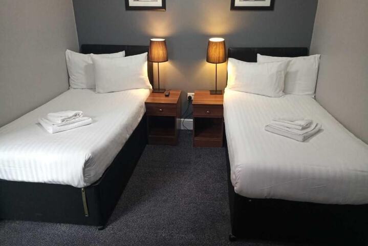 Room 15 of 41