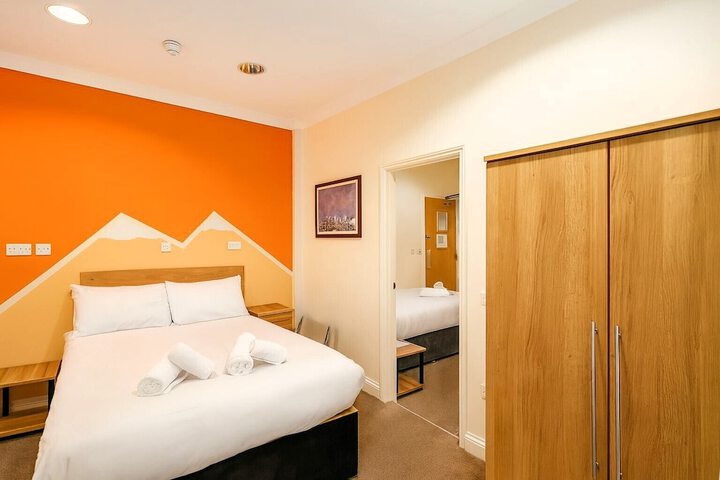 Room 13 of 45