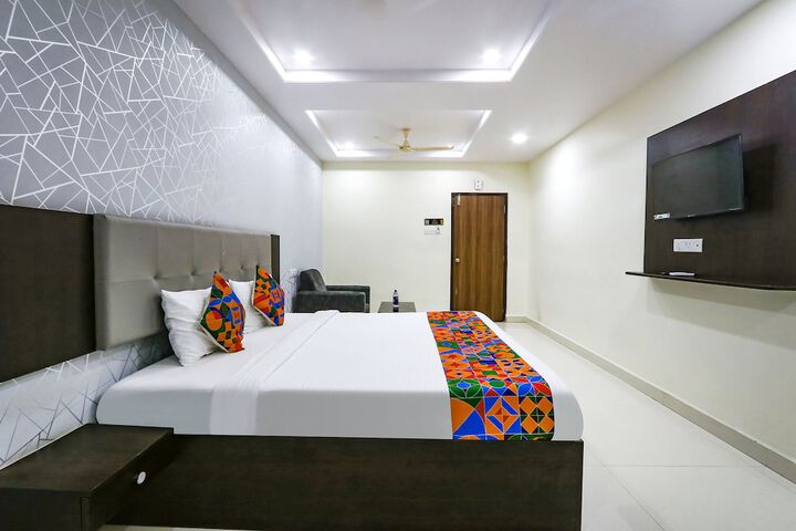 Room 15 of 39