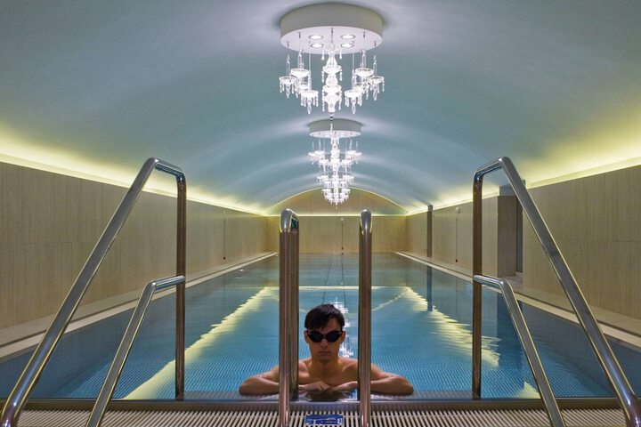 Pool 52 of 124