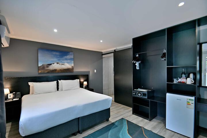 Room 5 of 69