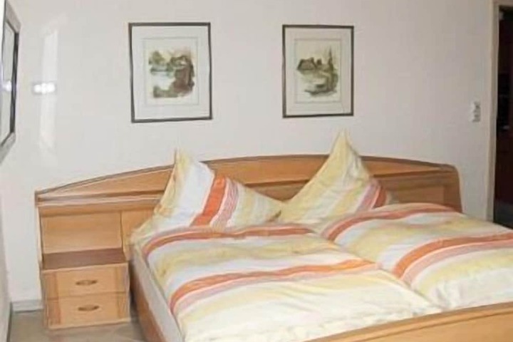 Room 14 of 29