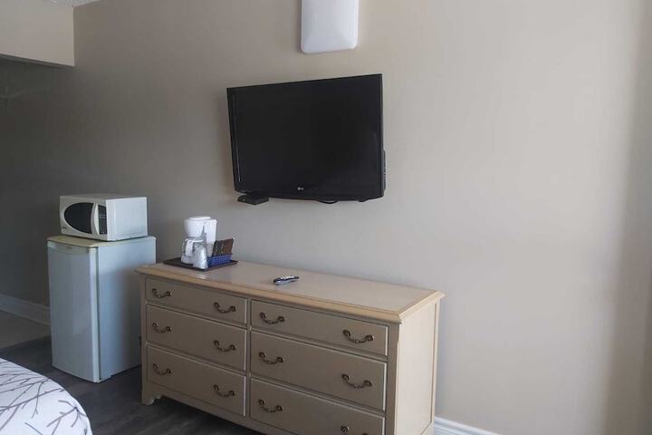 Room 22 of 32