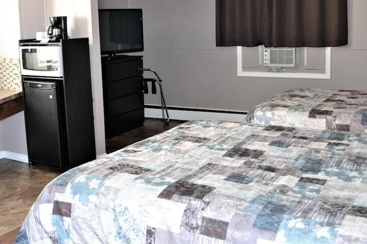 Room 11 of 34