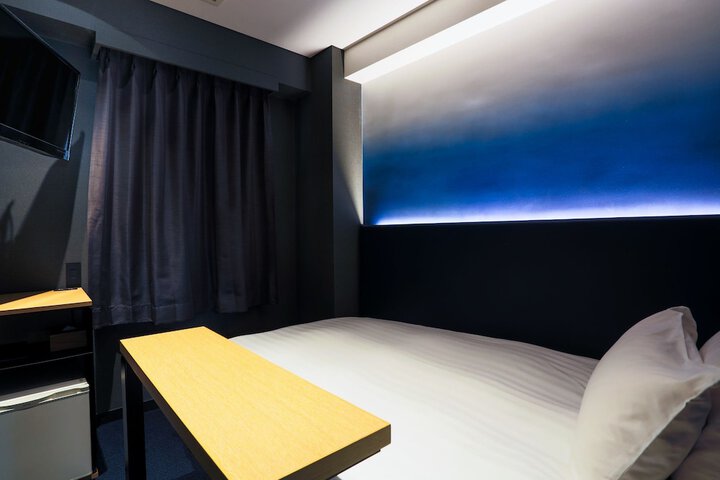 Room 26 of 64