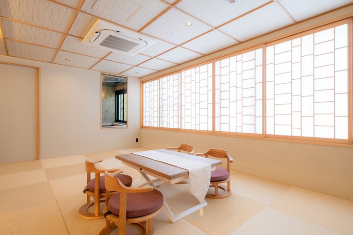 Room 6 of 79