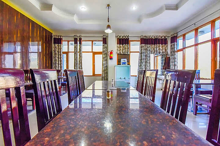 OYO Hotel Meridian