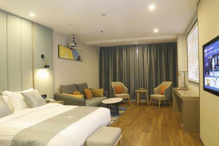 Green Oriental Hotel (Wensu Aksu airport store)