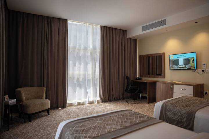 Room 18 of 49