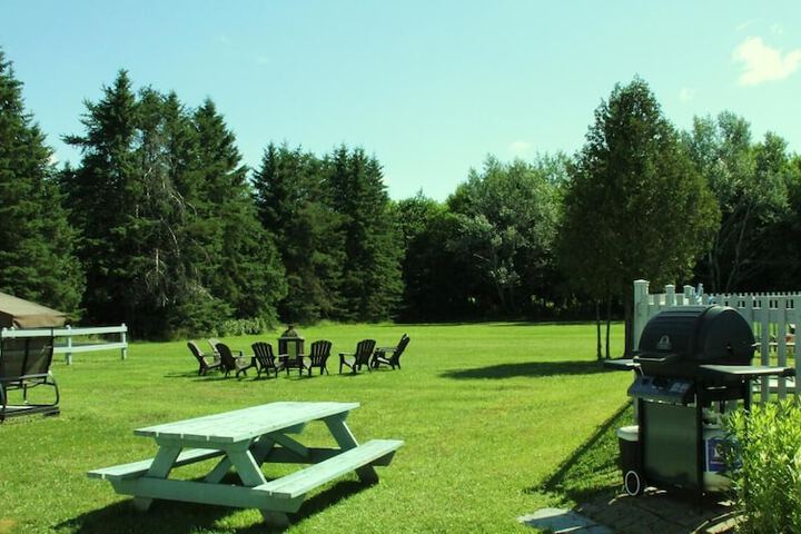 Property Grounds 28 of 34