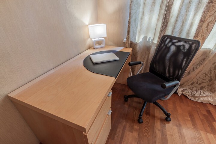 Room 8 of 16