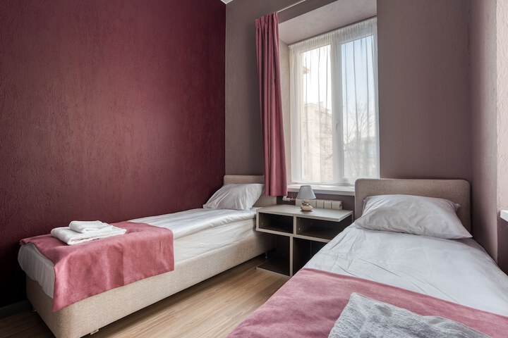 Room 16 of 43