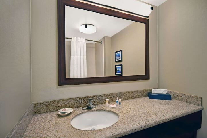 Room 21 of 53