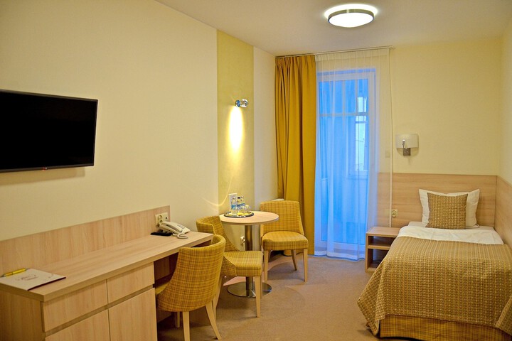 Room 21 of 92