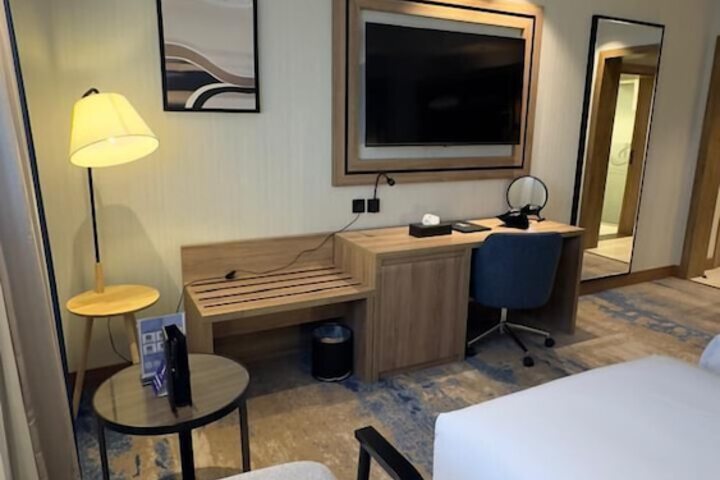 Room 48 of 86