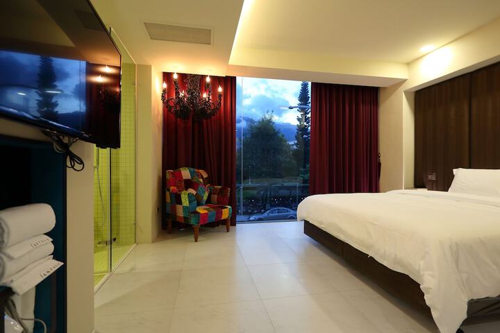 Room 15 of 74