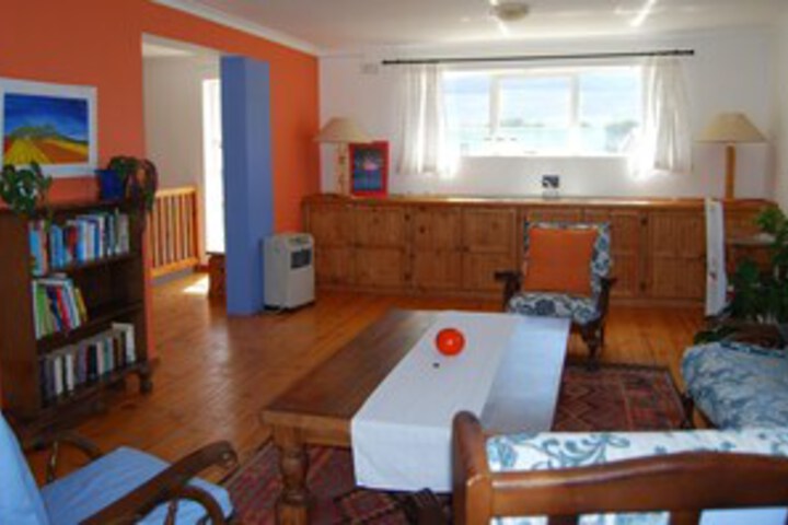 Room 9 of 19