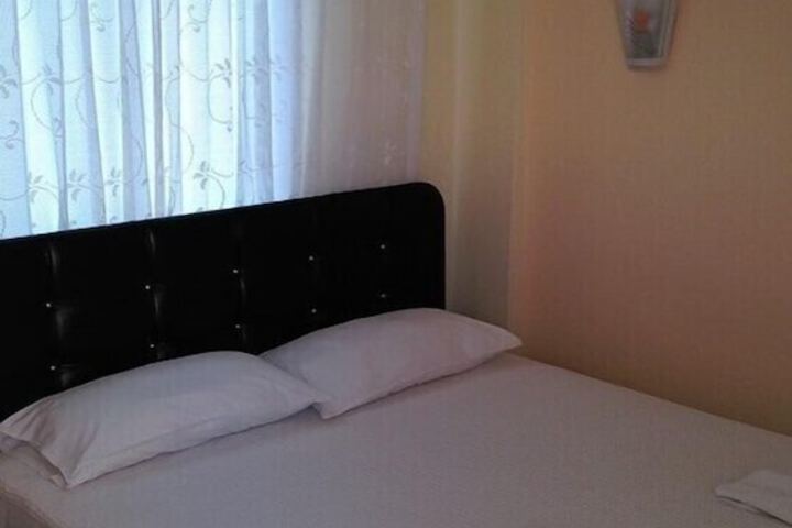 Room 5 of 21