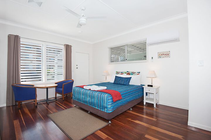 Room 10 of 39