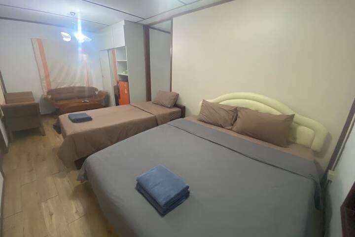 Room 78 of 195