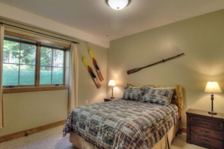 Room 14 of 24